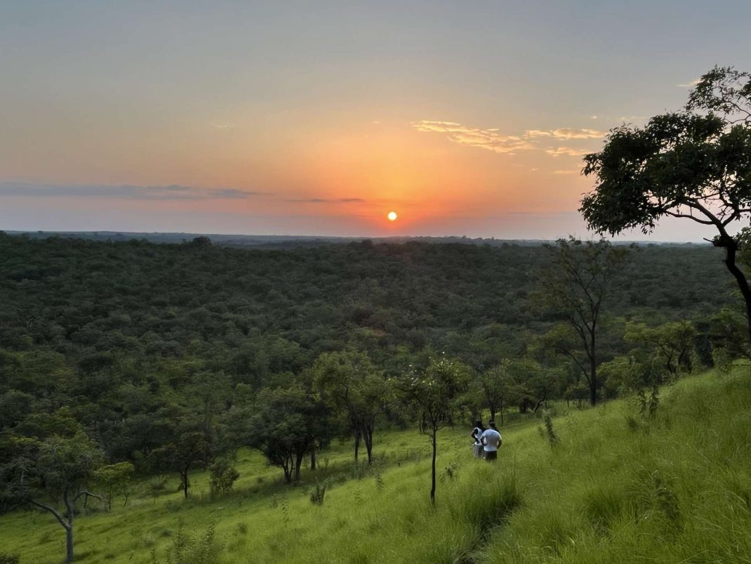 Coucher de soleil dans la réserve du N’Zi River Lodges, région de Bouaké, au centre du pays@Philippe Bourget